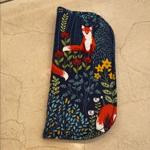 Accessories - Fox Print Glasses Case